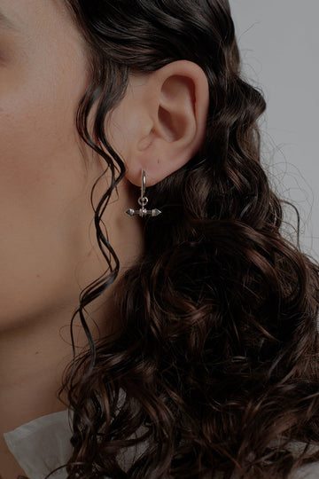 Karen Walker | Arrow Fob earrings - silver