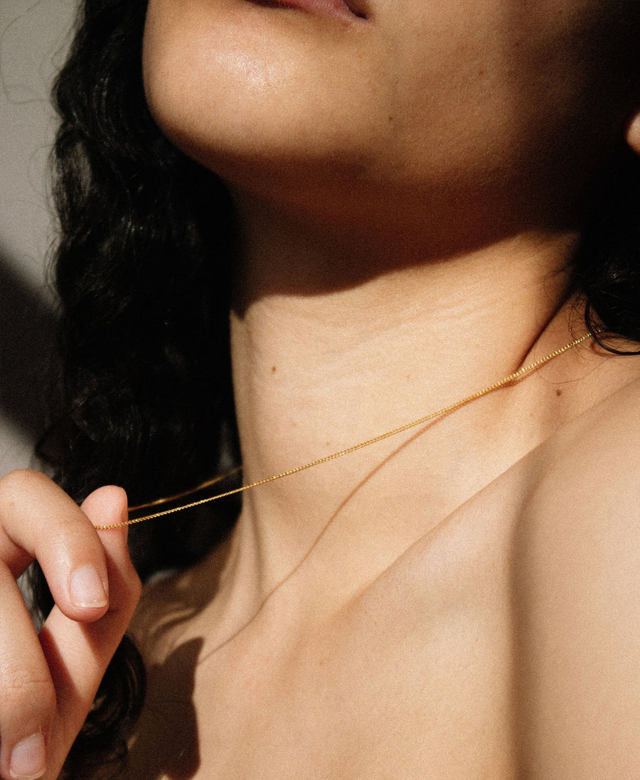 _gold_necklace_chain